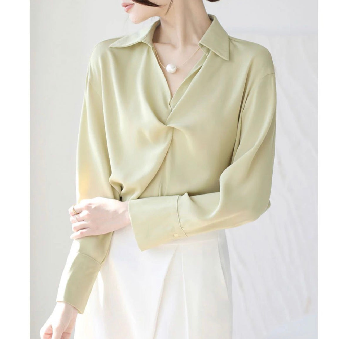 Chain Neck Full Sleeve Shirt