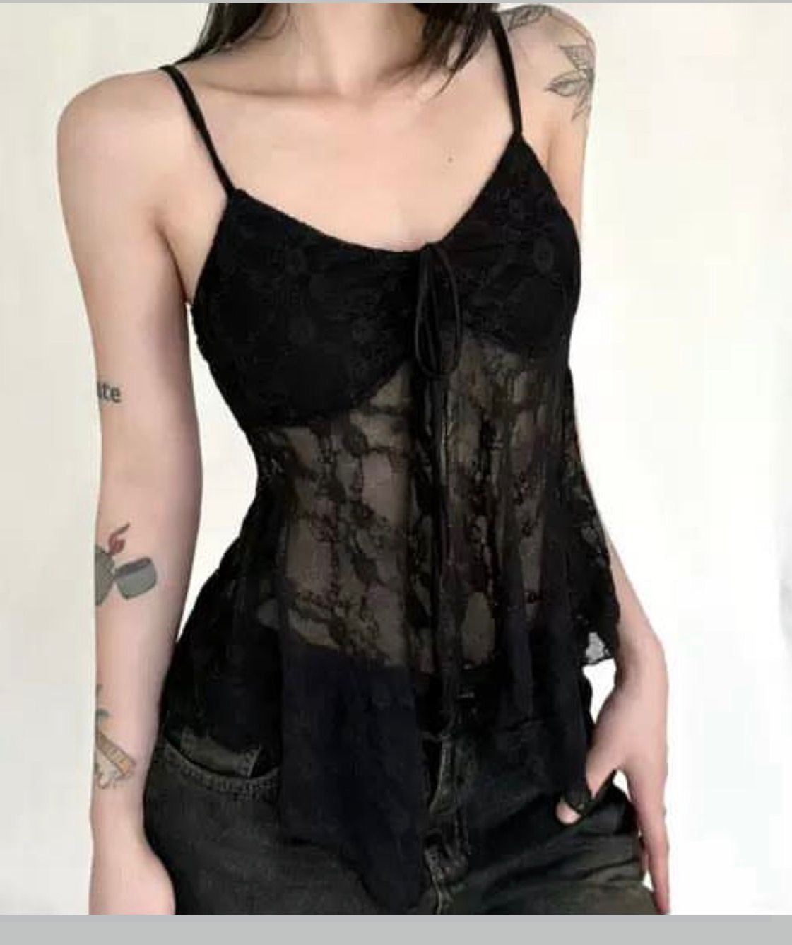 Dreamy Lace Tie-Up cami Top