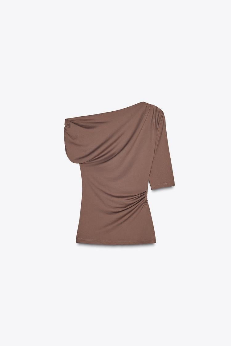 Brooch One Shoulder Top